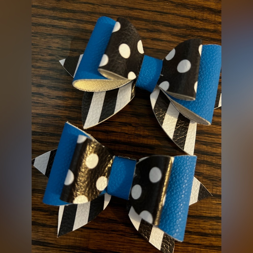 SOLD•Shoe Clips - Picture 2 of 3
